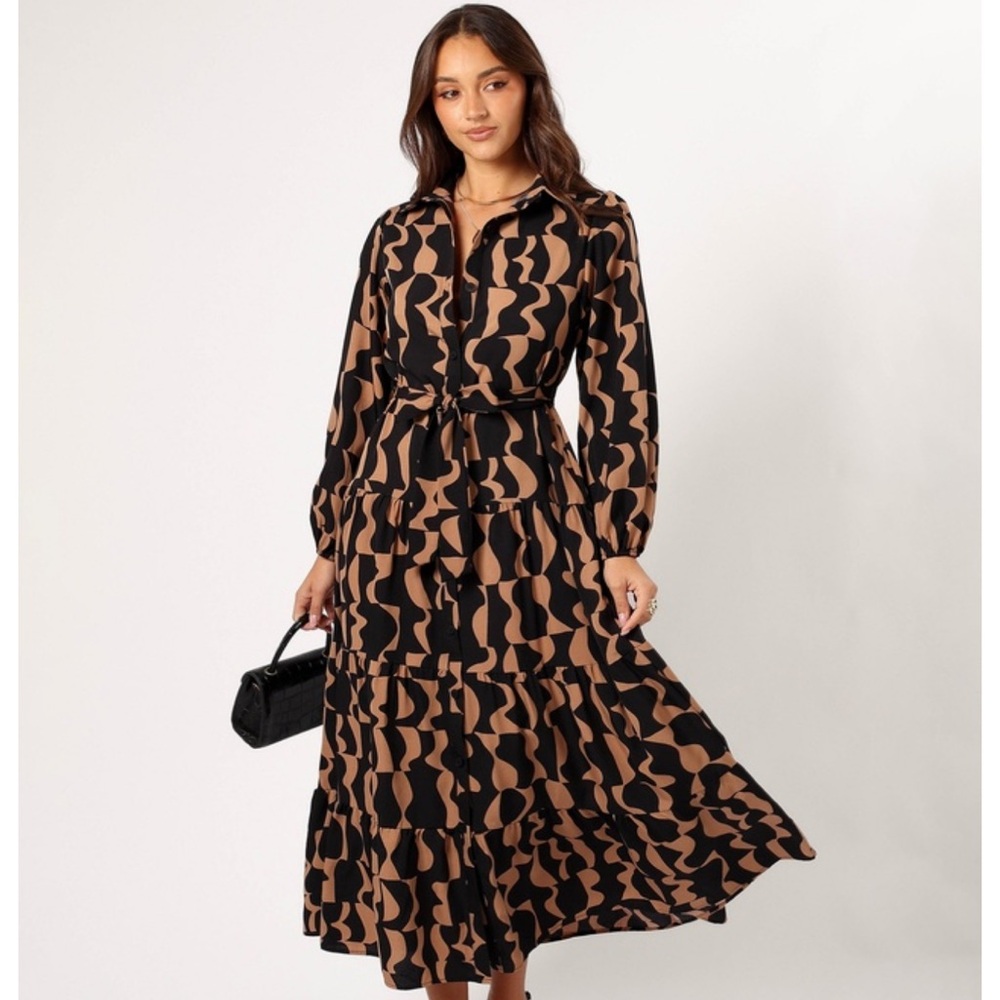Petal & Pup Lincoln Long Sleeve Maxi Dress Black/Beige Size M